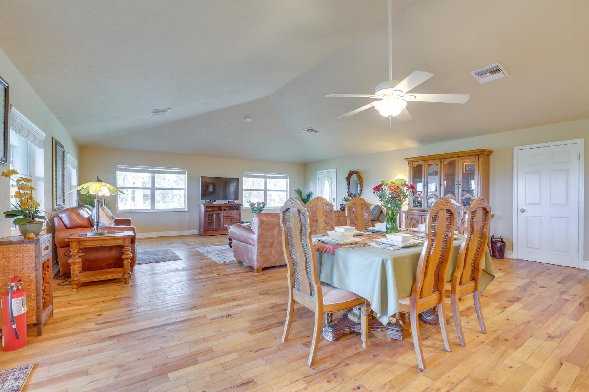 Lush Lorida Home On Lake Istokpoga Sebring Bagian luar foto