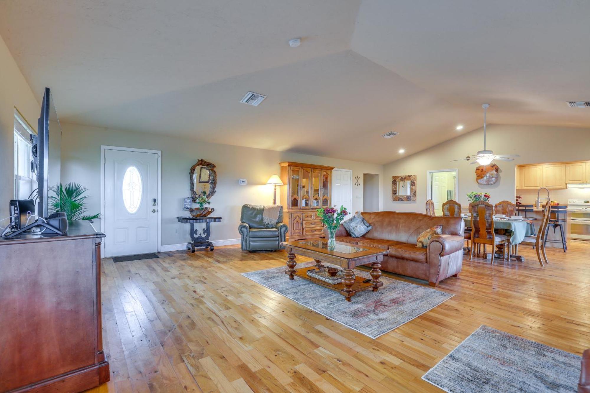 Lush Lorida Home On Lake Istokpoga Sebring Bagian luar foto